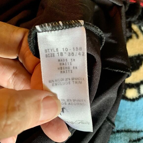 Black Vanity Fair Short Gown - Picture 4 of 5